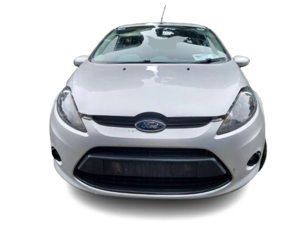 2011 FORD FIESTA For Breaking/Dismantling - Image 2