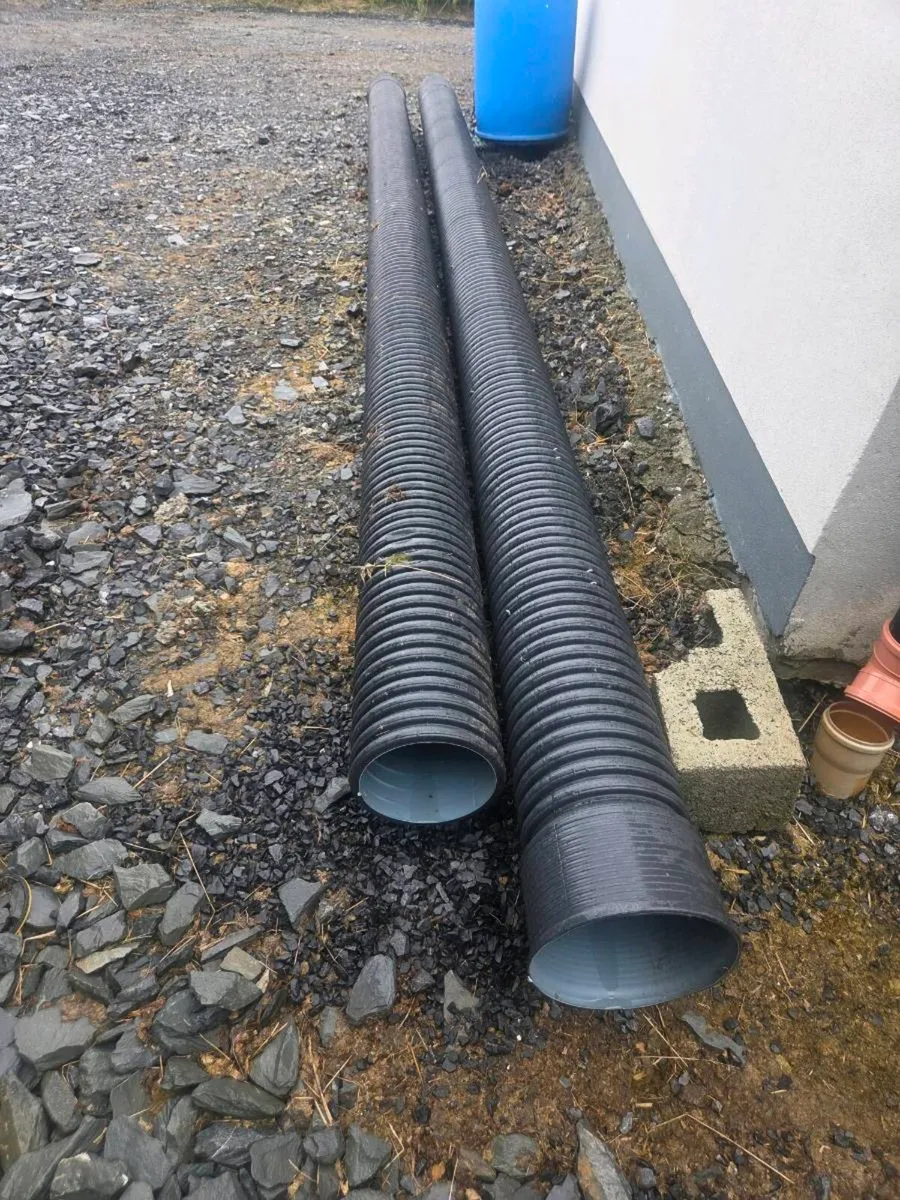 Drainage pipes - Image 1