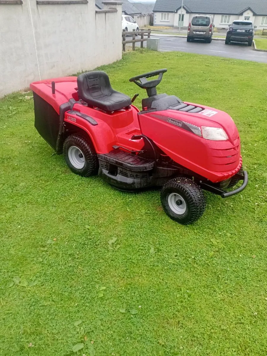 Ride on lawnmower 2021 - Image 1