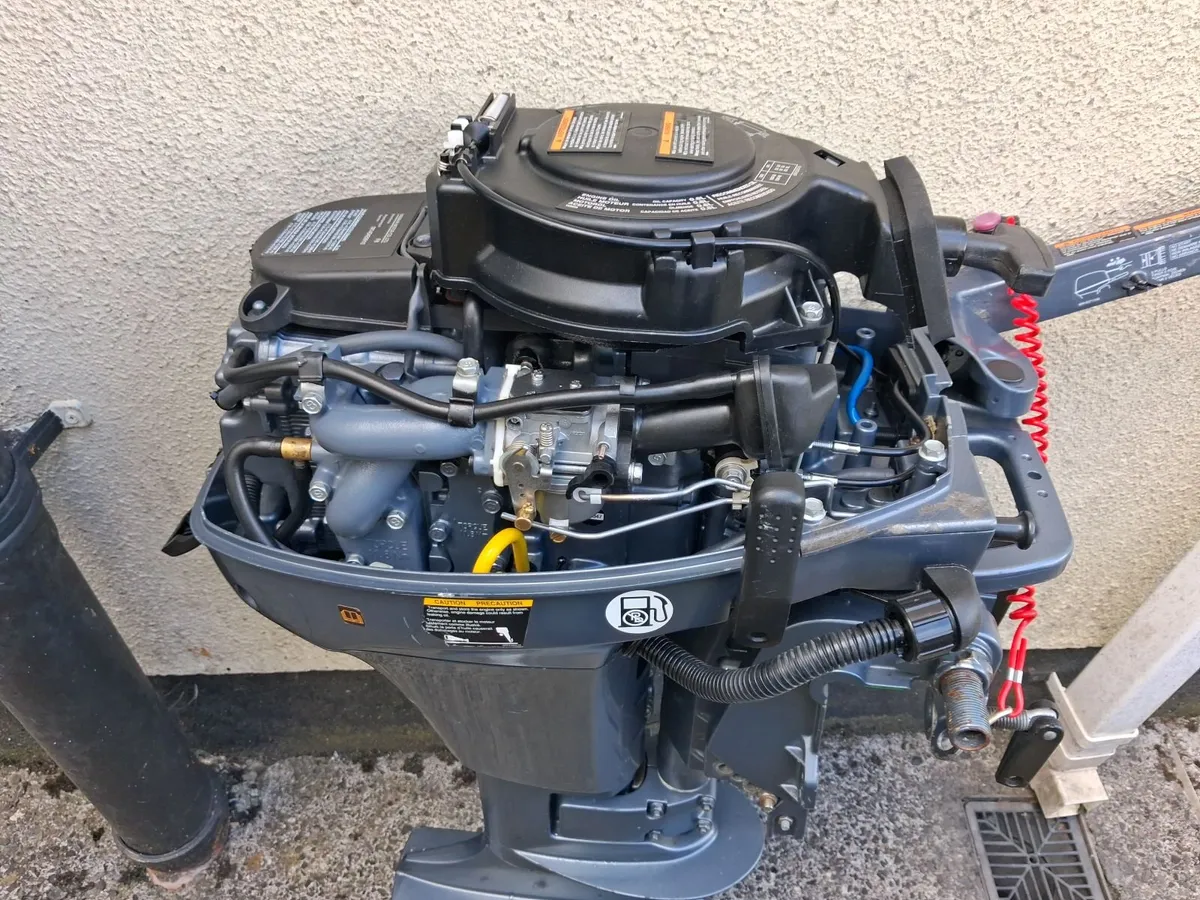 4-stroke outboard YAMAHA-8 hp - Image 3