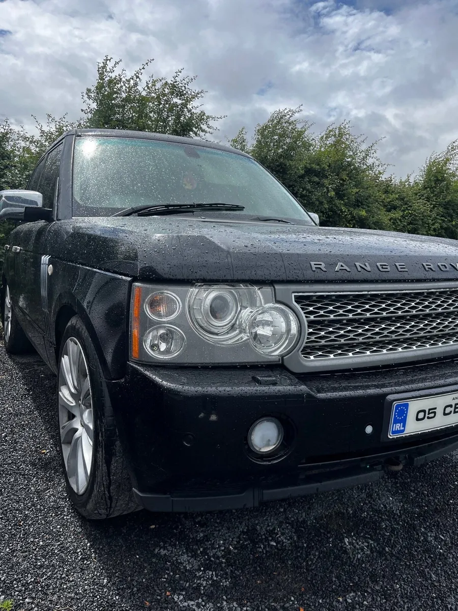 Range Rover (crewcab) - Image 2