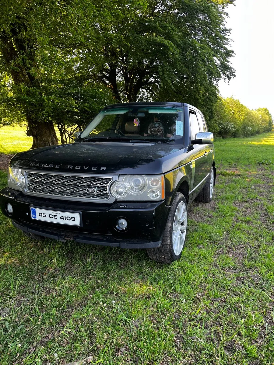 Range Rover (crewcab) - Image 1
