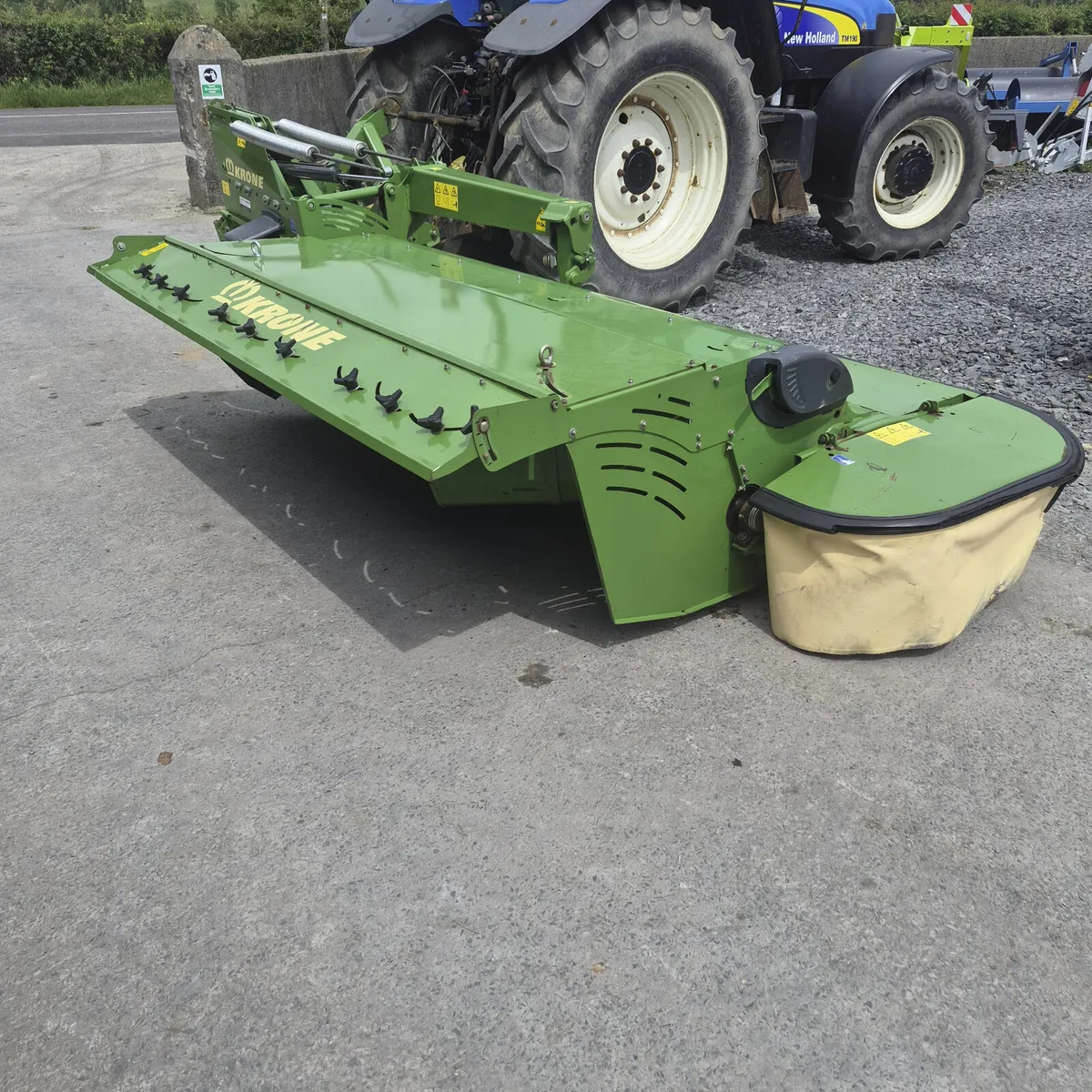 Krone Easycut R320 CV Mower - Image 2