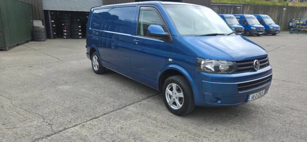 2014 vw transporter - Image 1