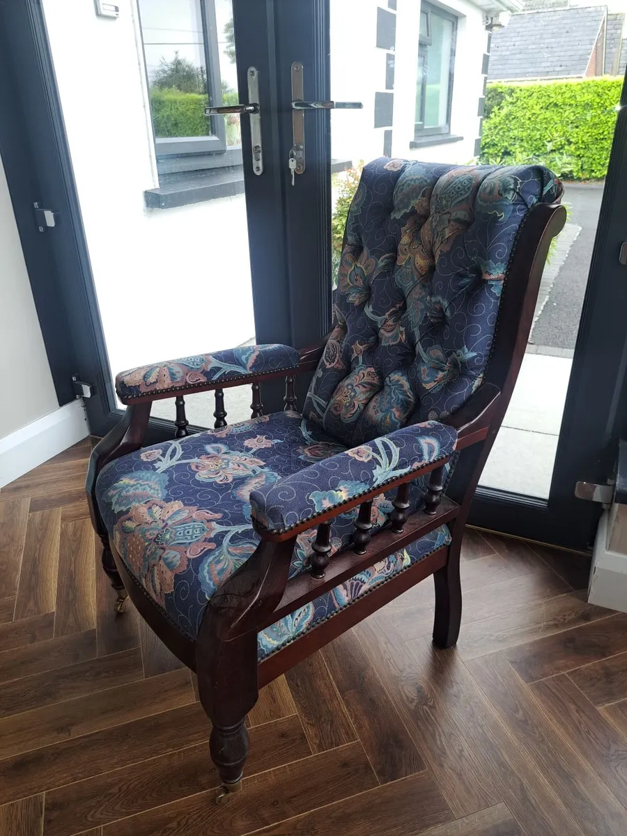 Couch set - Image 1