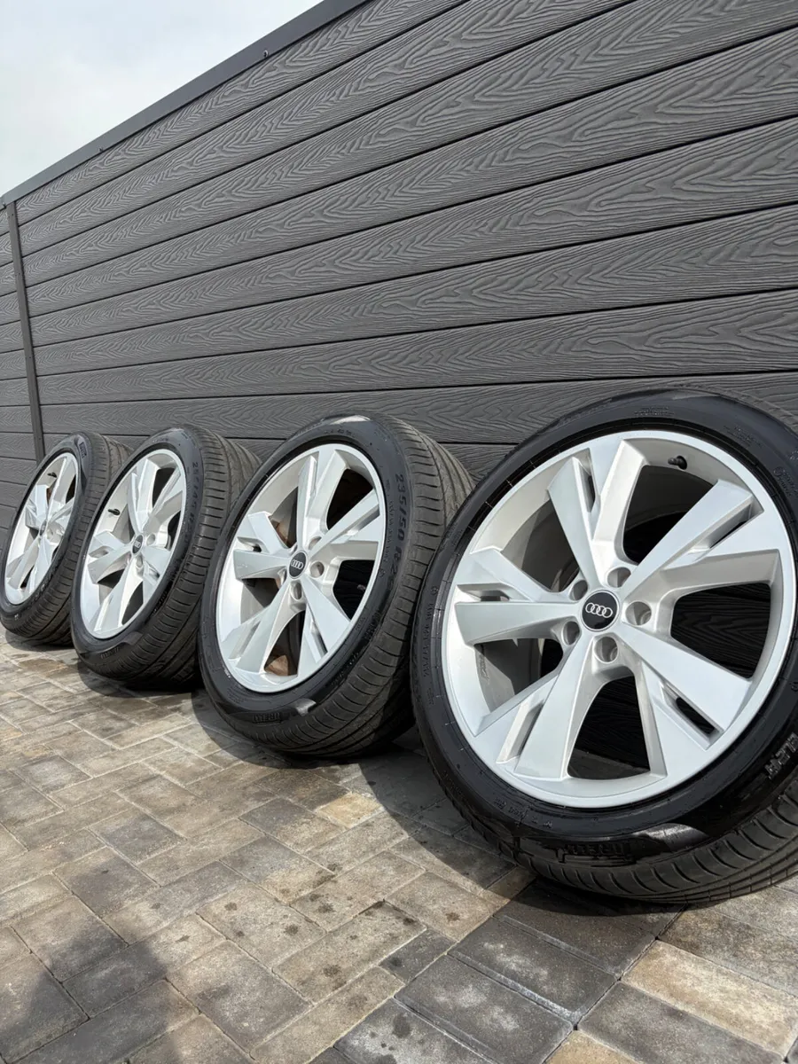 20” GENUINE AUDI Q5 ALLOY WHEELS & TYRES - Image 1