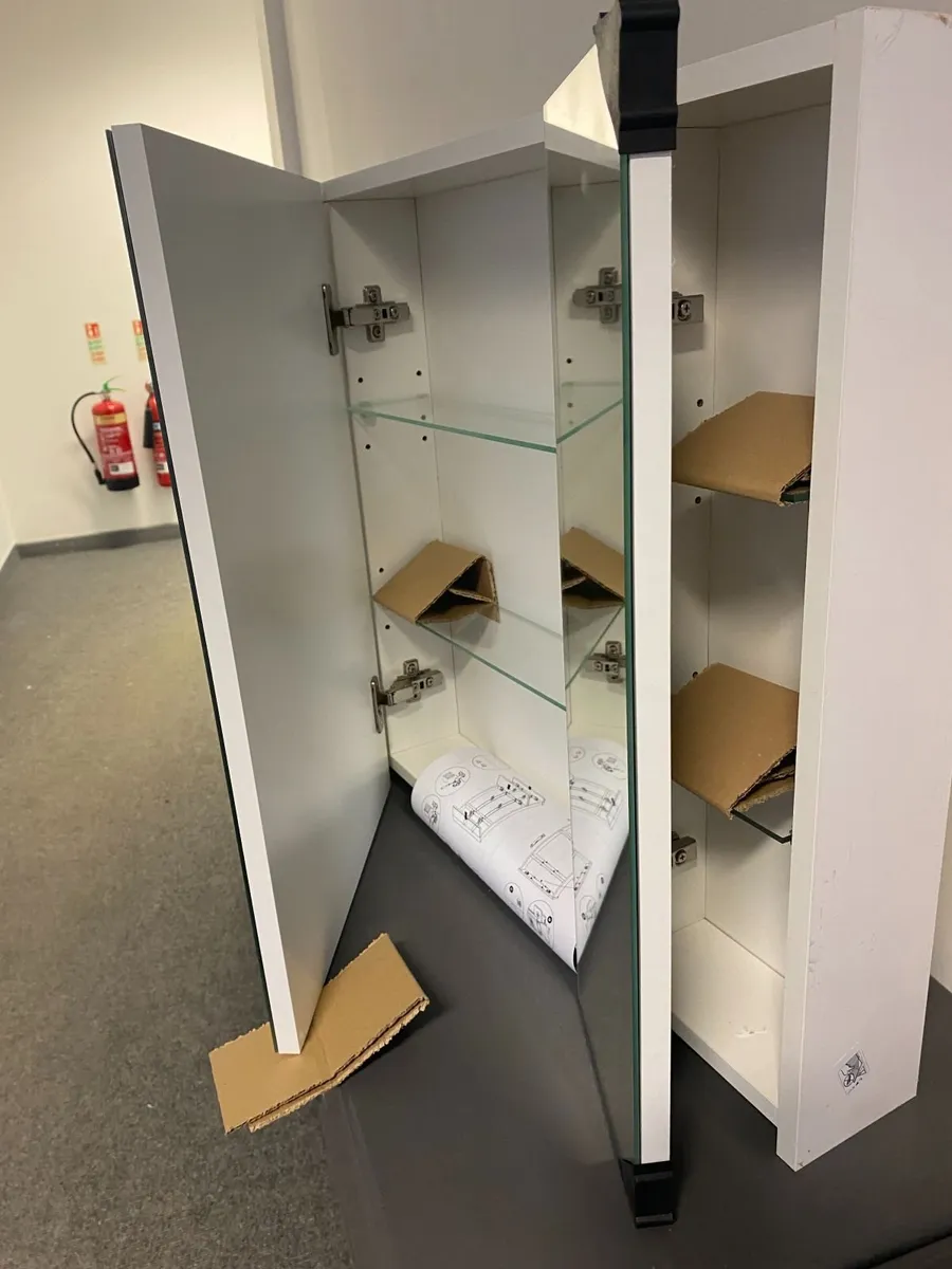 bathroom cabinet - Image 4