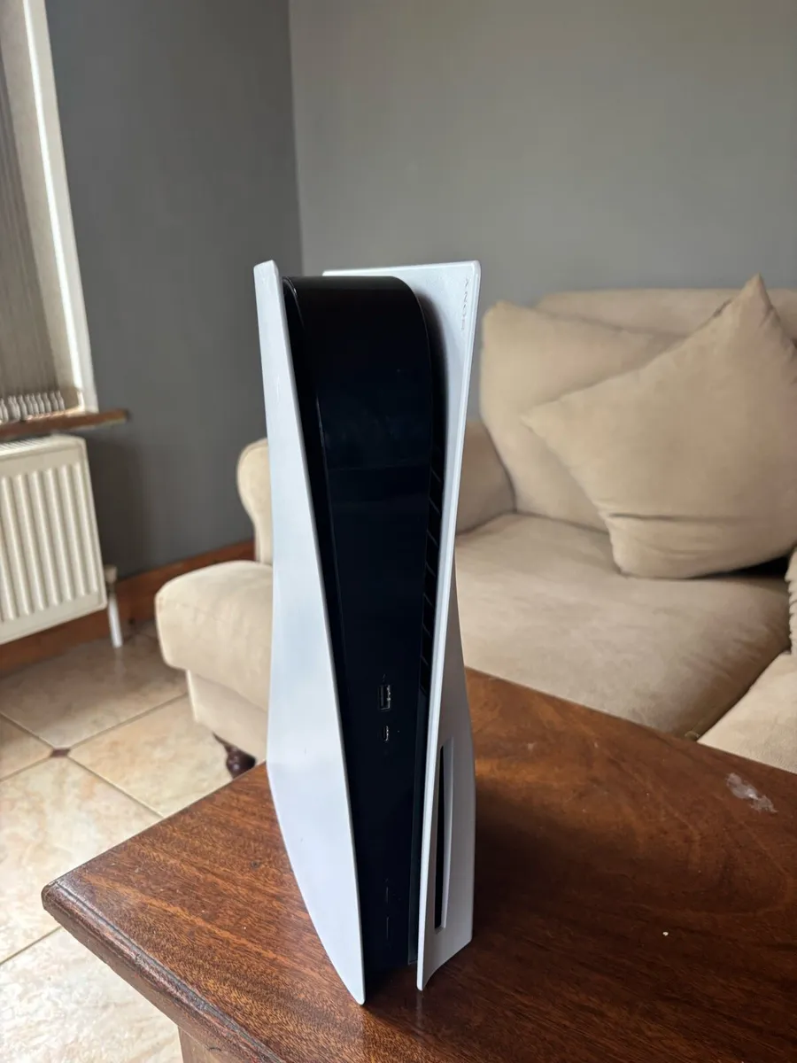 Ps5 disc 825GB - Image 3