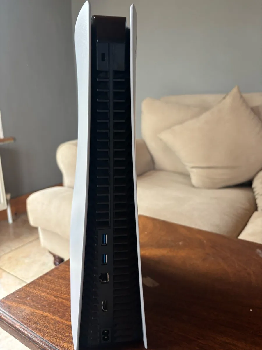 Ps5 disc 825GB - Image 4