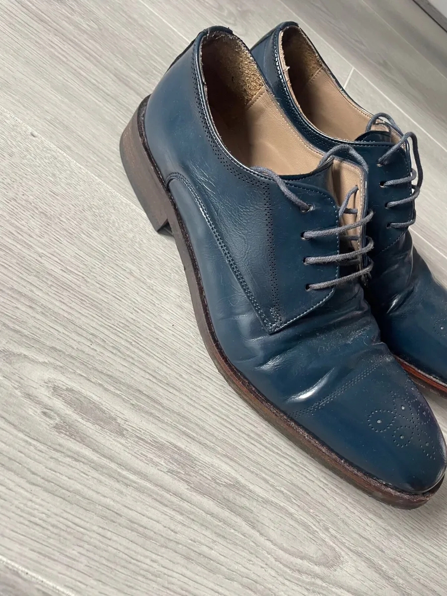 Suit shoes - Image 1