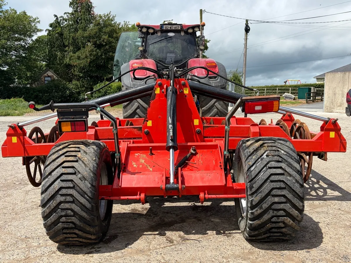 Furrow press - Image 1