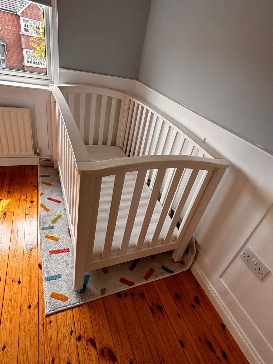Cot bed - Image 3