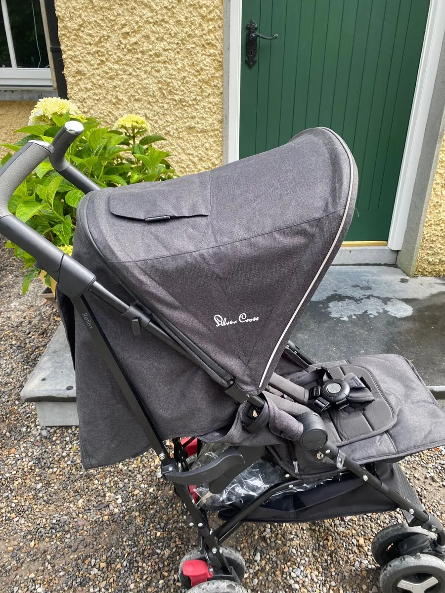 Silver cross stroller - Image 1