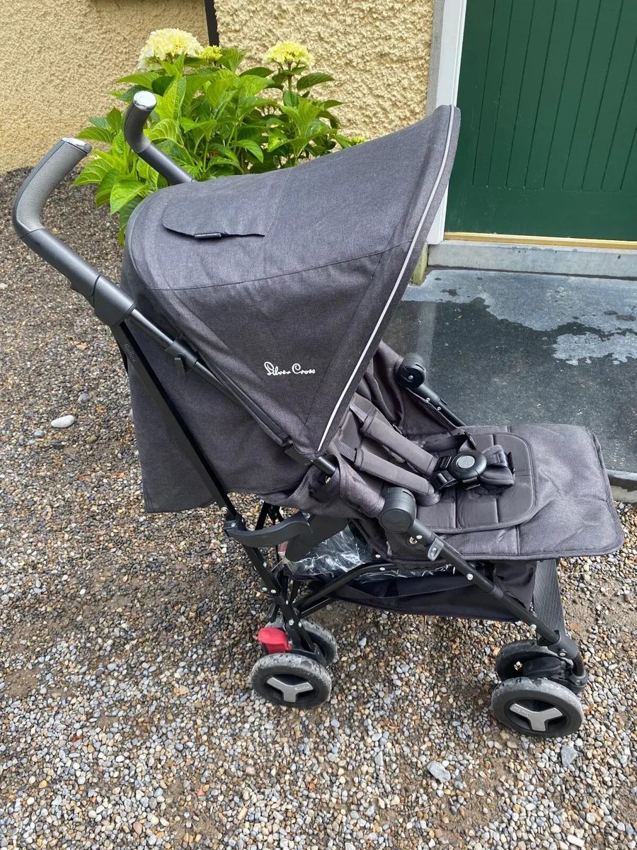 Silver cross stroller - Image 2