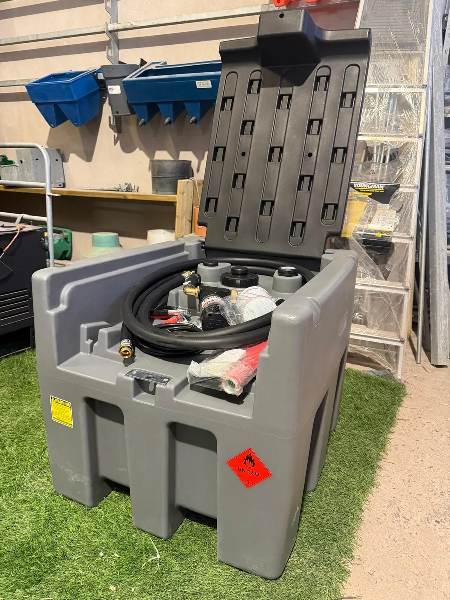 Diesel Fuel Portable Tank 200L With 12v Pump - Image 1