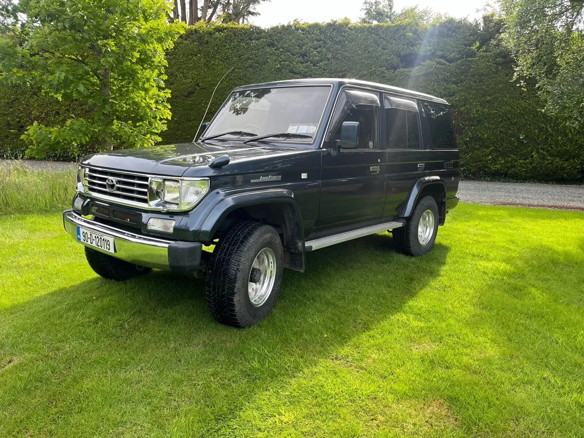 Toyota Land Cruiser - Image 2