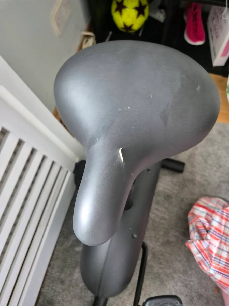 Exercise bike - Image 4