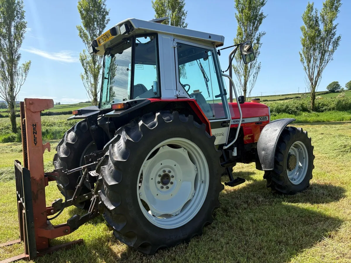 1994 Massey Ferguson 3085 - Image 2