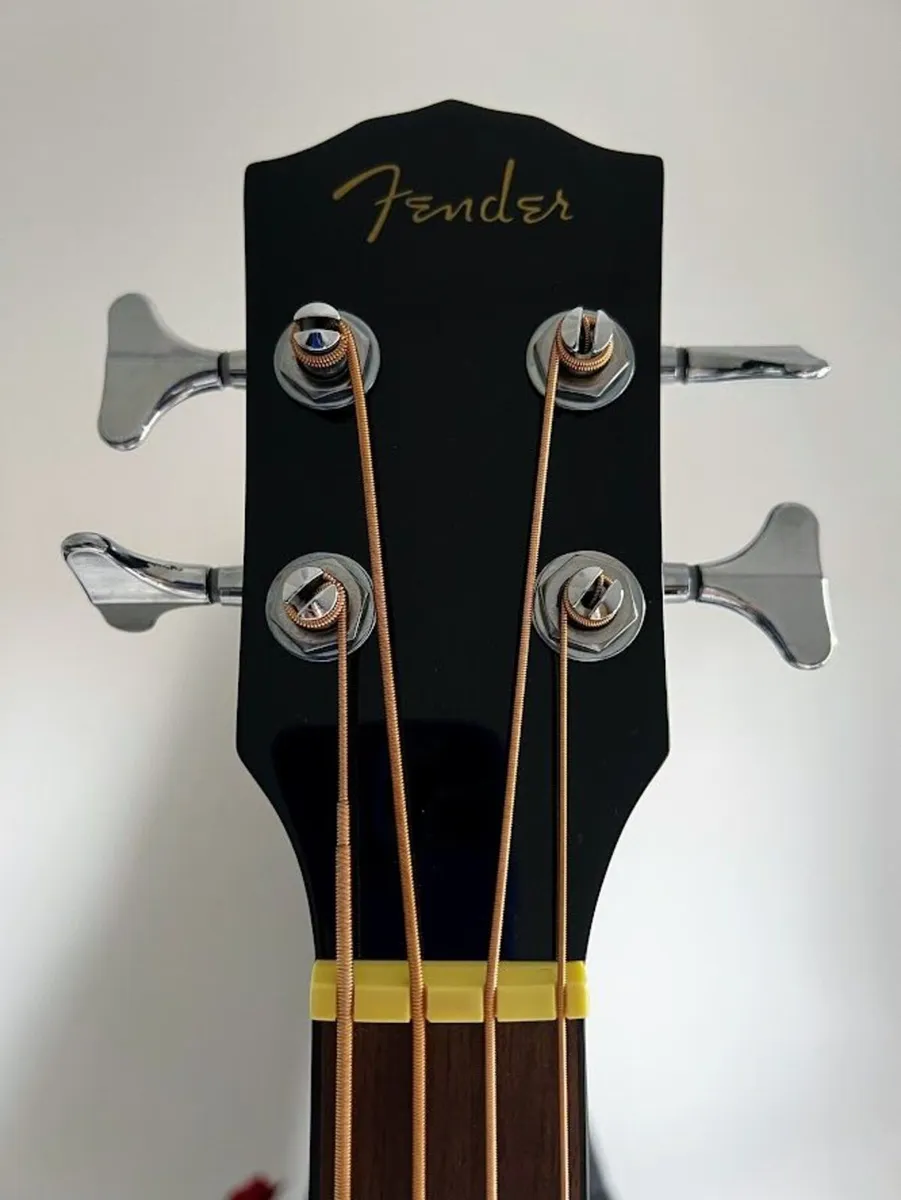 Fender Accoustic Bass Model CB-60SCE - Image 2