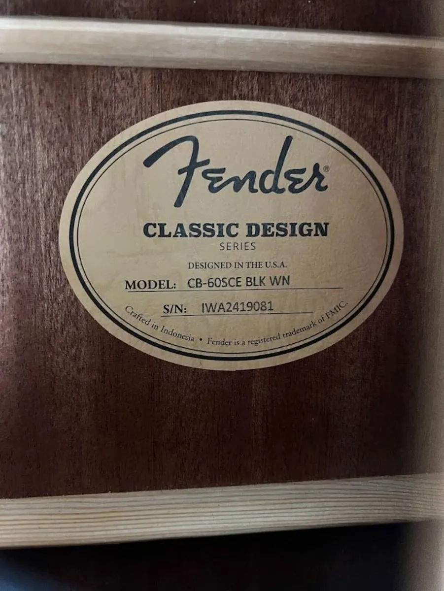 Fender Accoustic Bass Model CB-60SCE - Image 4