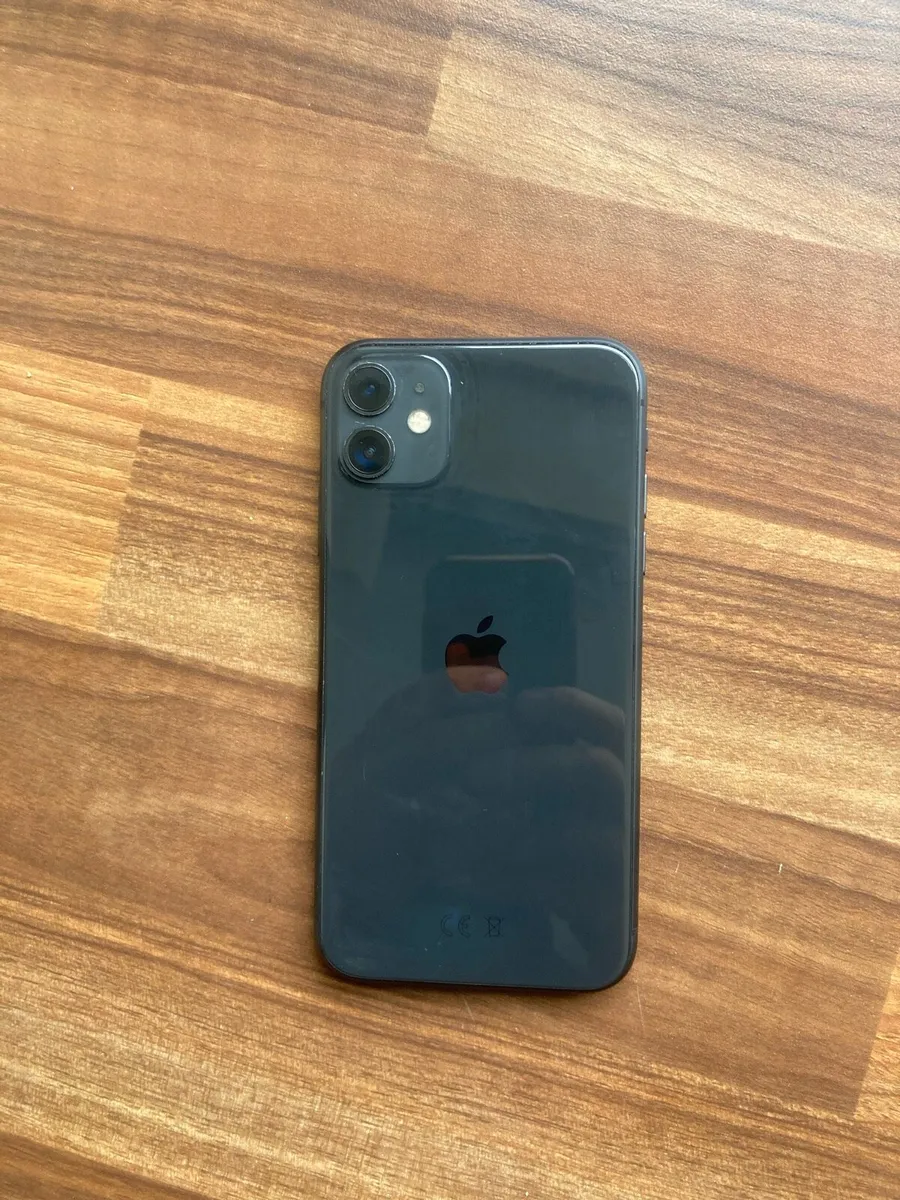 IPhone 11 64gb black - Image 1
