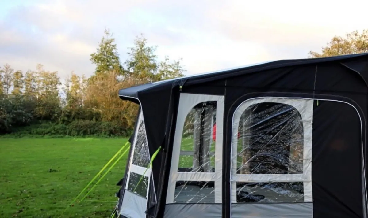 Caravan Air Awning like new - Image 2