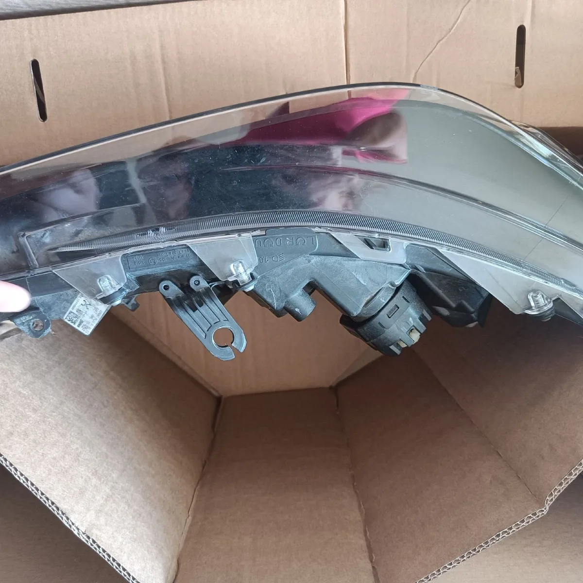 Right Headlight (LED) – Toyota Corolla 2021 - Image 3