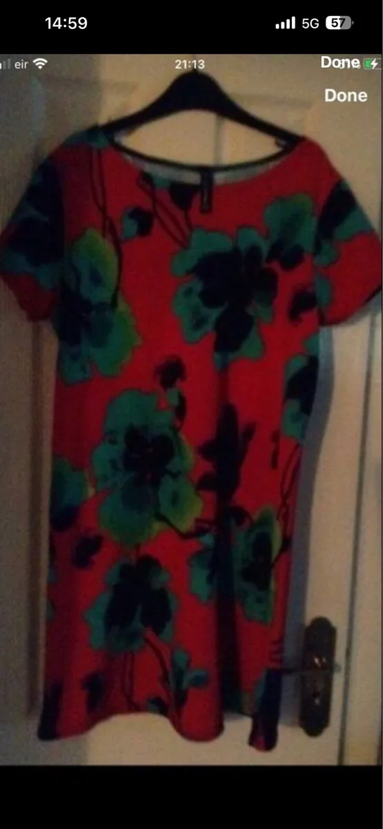 Ladies stunning dress size 12 €5 - Image 1
