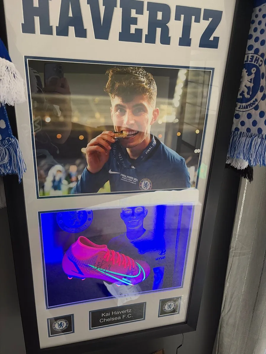 Signed Kai havertz boot - Image 1