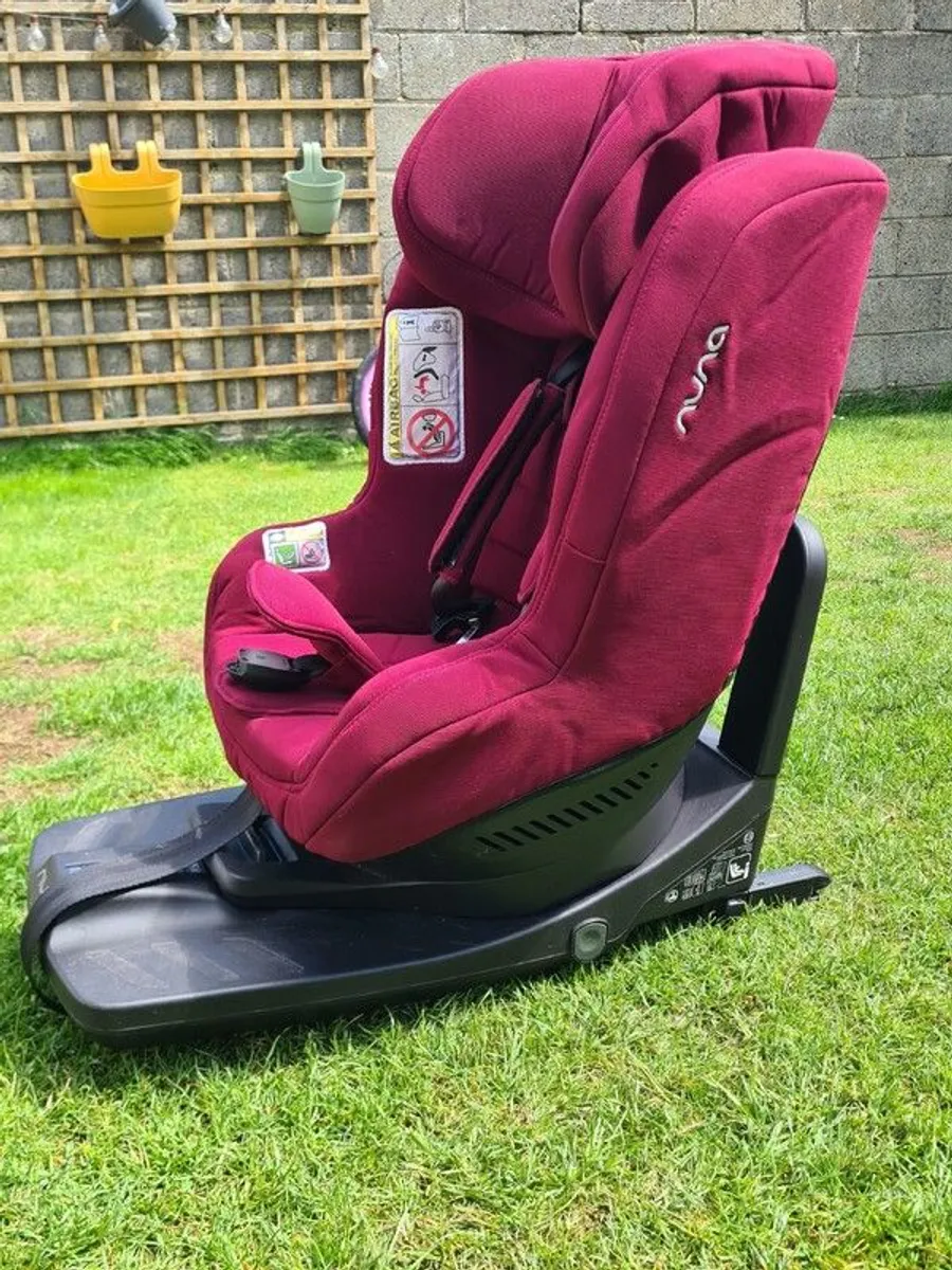 Nuna Rebl Plus baby Car Seat - Image 3