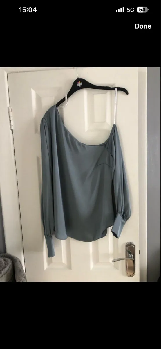 Ladies stunning top size 10 €5 - Image 1