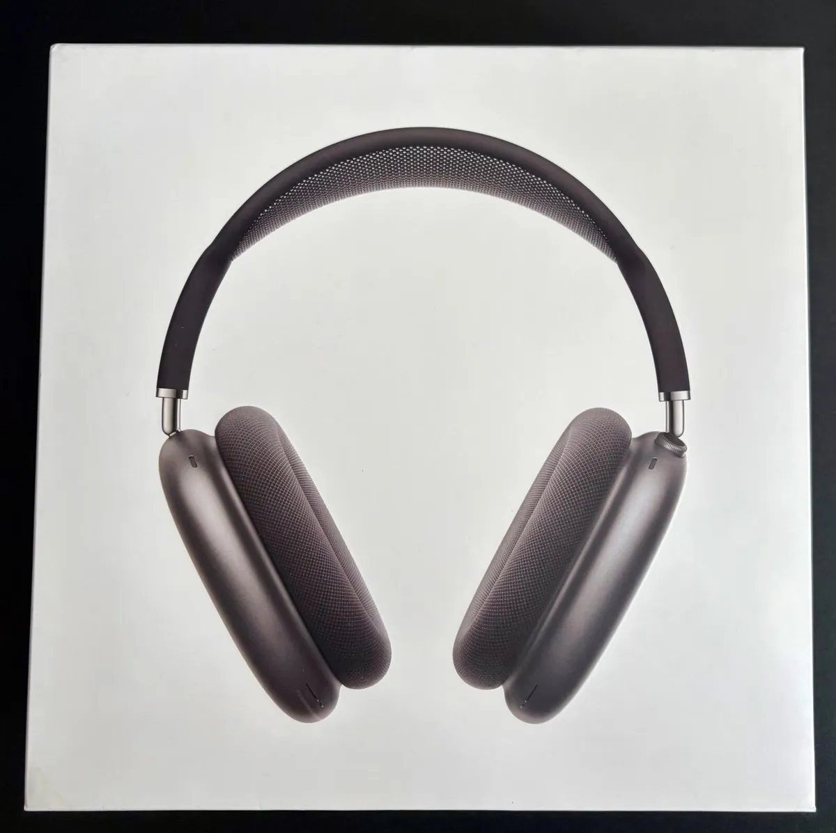 Apple AirPods Max (Lightning) – Like New – Boxed - Image 1
