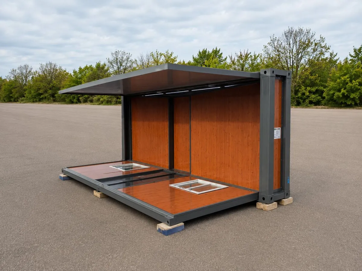 Expandable Container Office/Salon/Storage - Image 3
