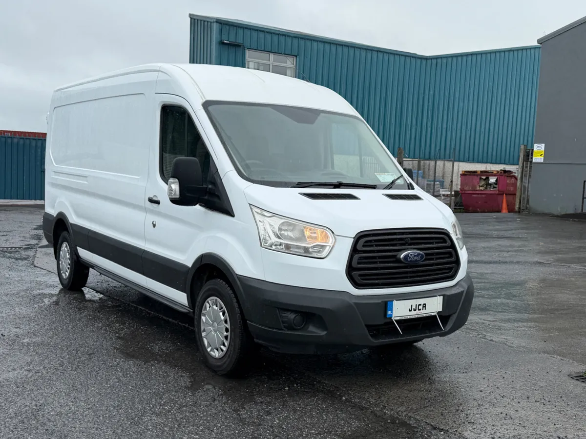 ABSOLUTELY IMMACULATE 2014 (142) 2.2 TRANSIT - Image 2