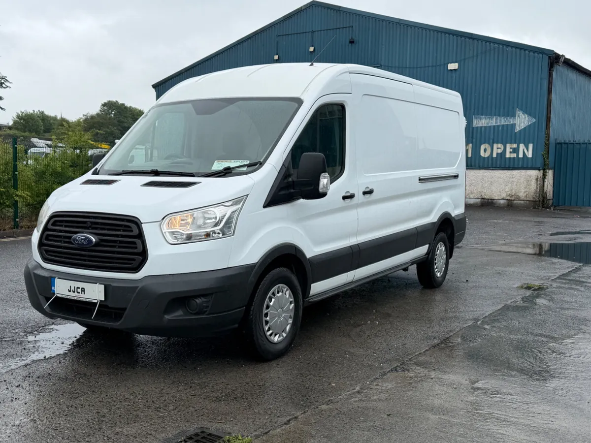 ABSOLUTELY IMMACULATE 2014 (142) 2.2 TRANSIT - Image 1