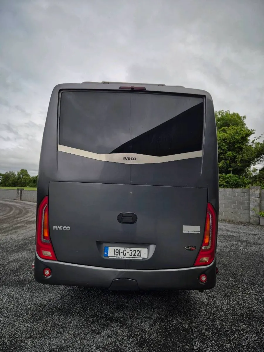 Iveco 29 seater - Image 4
