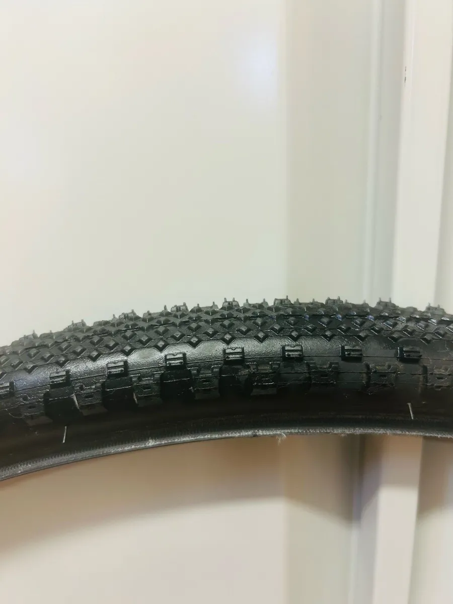 Kenda happy medium tyres (pair) - Image 2