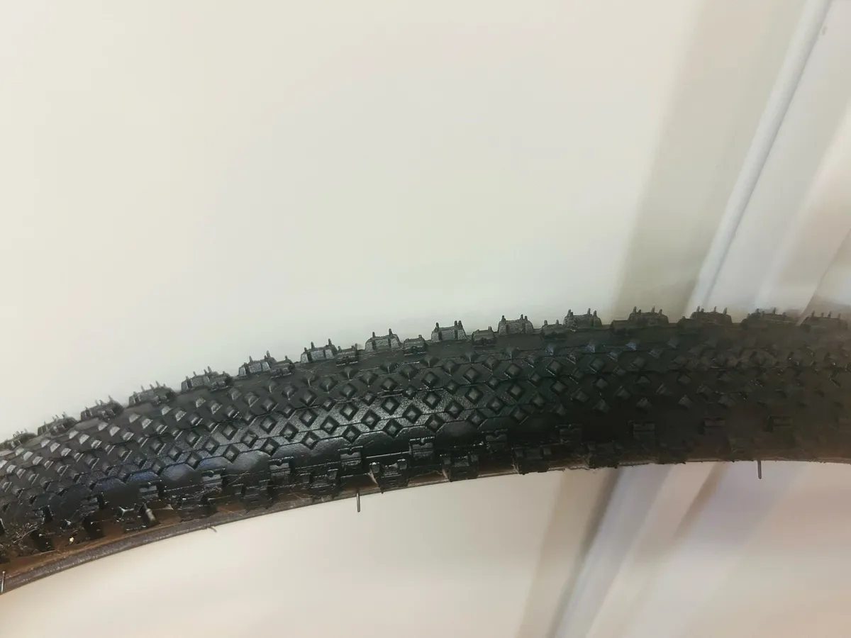 Kenda happy medium tyres (pair) - Image 3