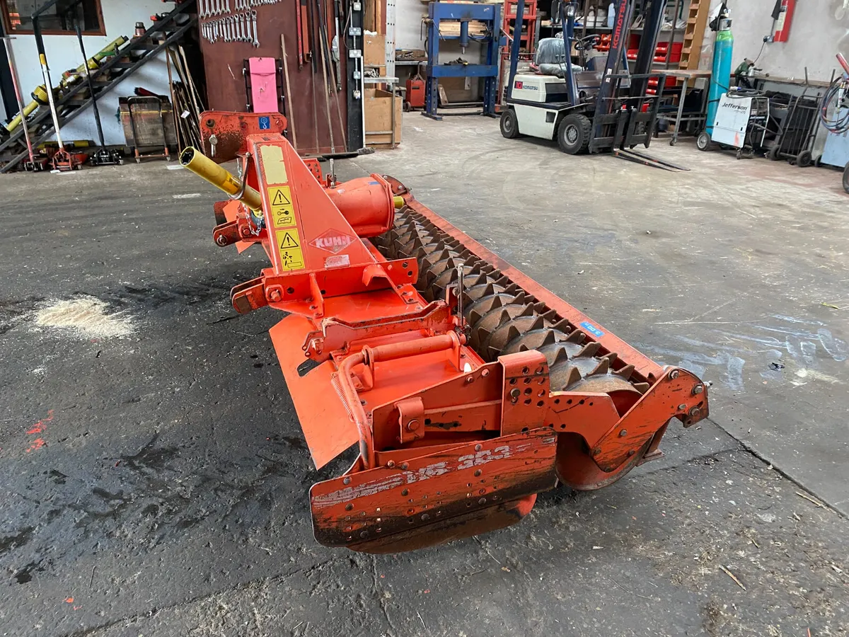 Kuhn HR303D Power Harrow - Image 3