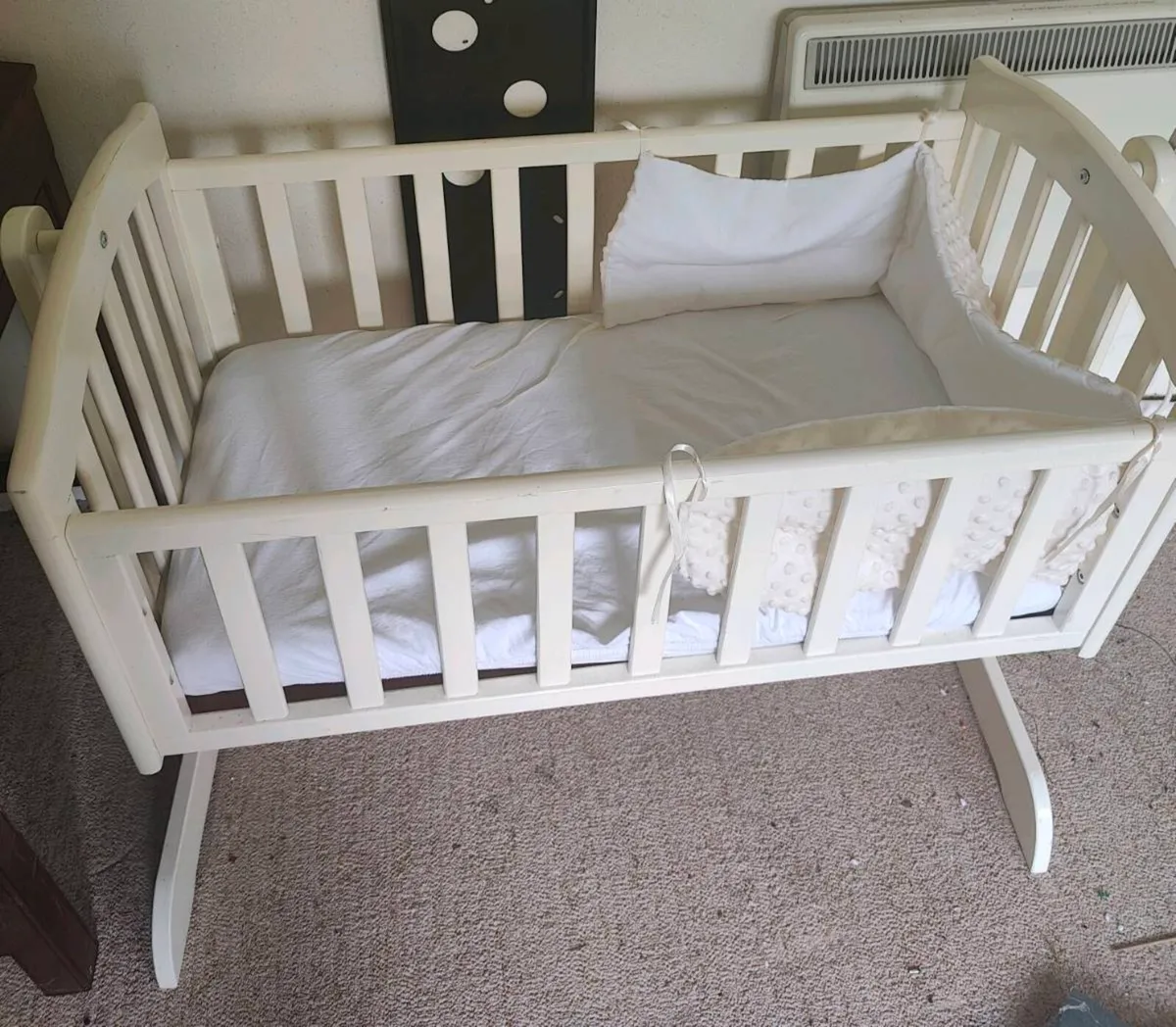 Crib - Image 1