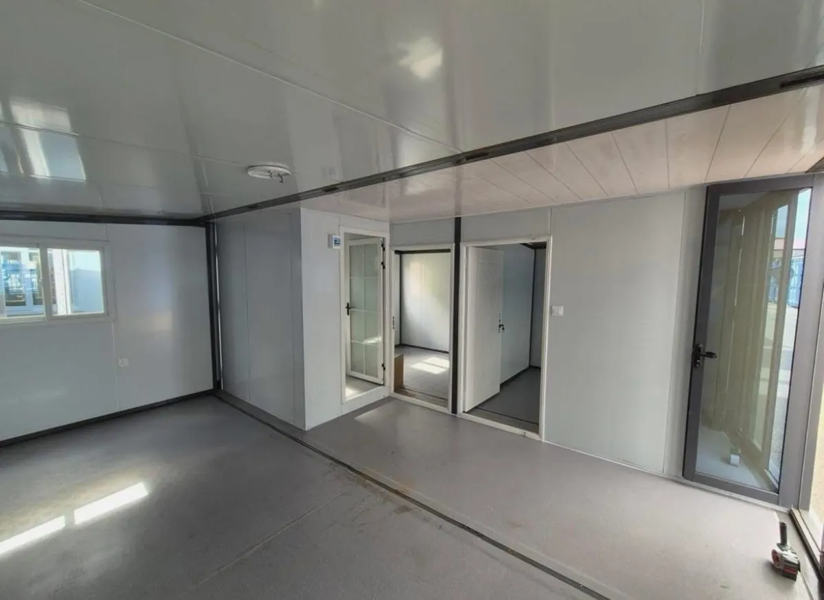 Expandable Home/Office - Image 3