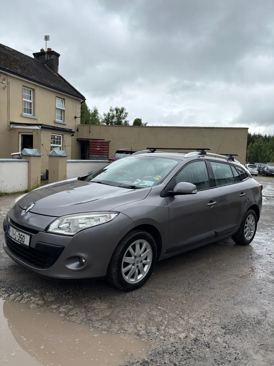 2011 Renault Grand Megane - Image 1