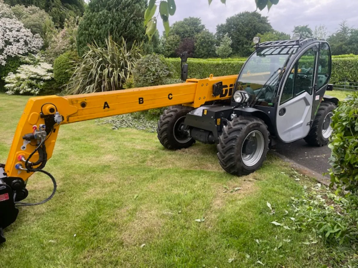 2023 Dieci Mini-Agri 26.6 Compact Telehandler - Image 4