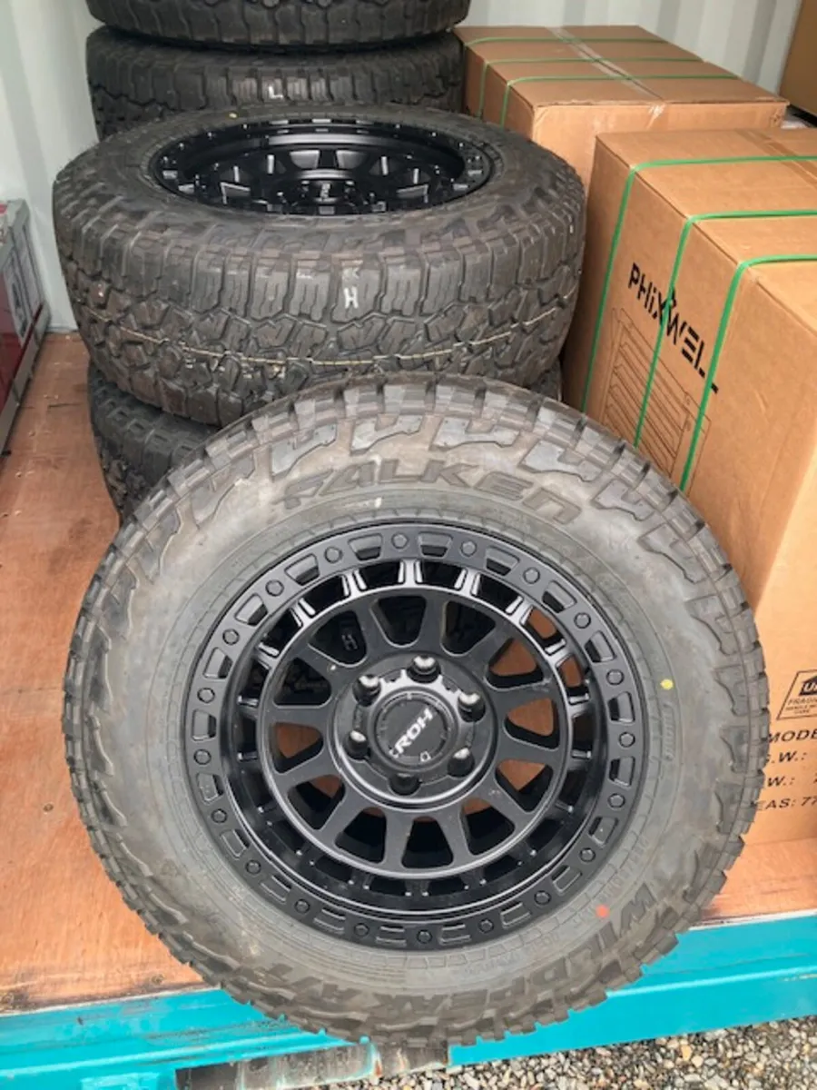 New Landcruiser Alloy Wheels **Online Auction** - Image 1