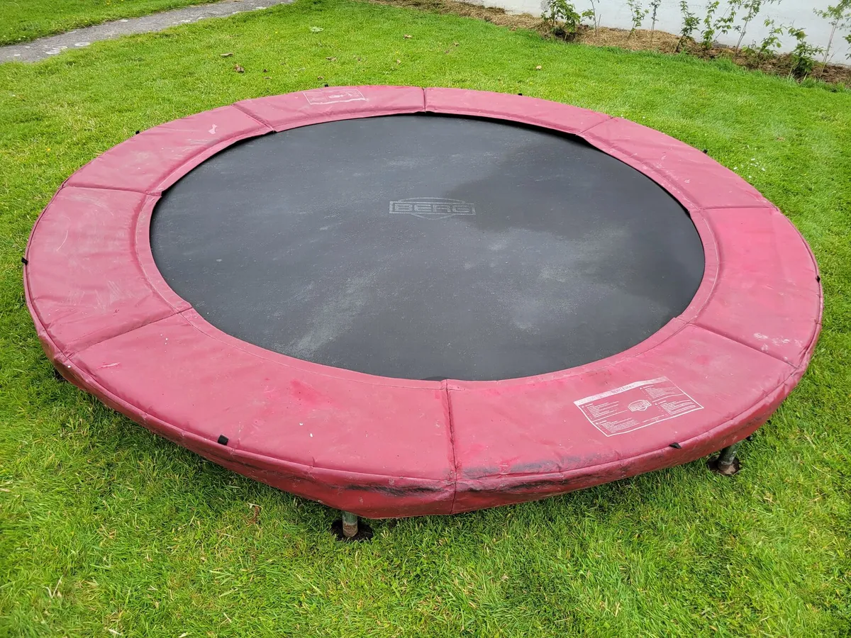 Berg Trampoline - Image 1