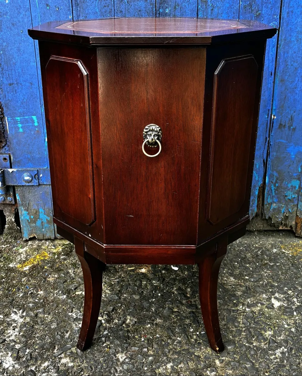 Vintage Drinks Cabinet - Image 1
