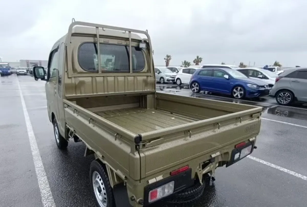 Daihatsu Hijet Jumbo Cab brand new - Image 3