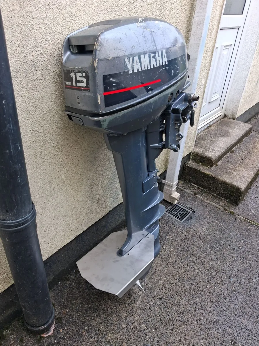 2-stroke outboard YAMAHA-15 hp - Image 1