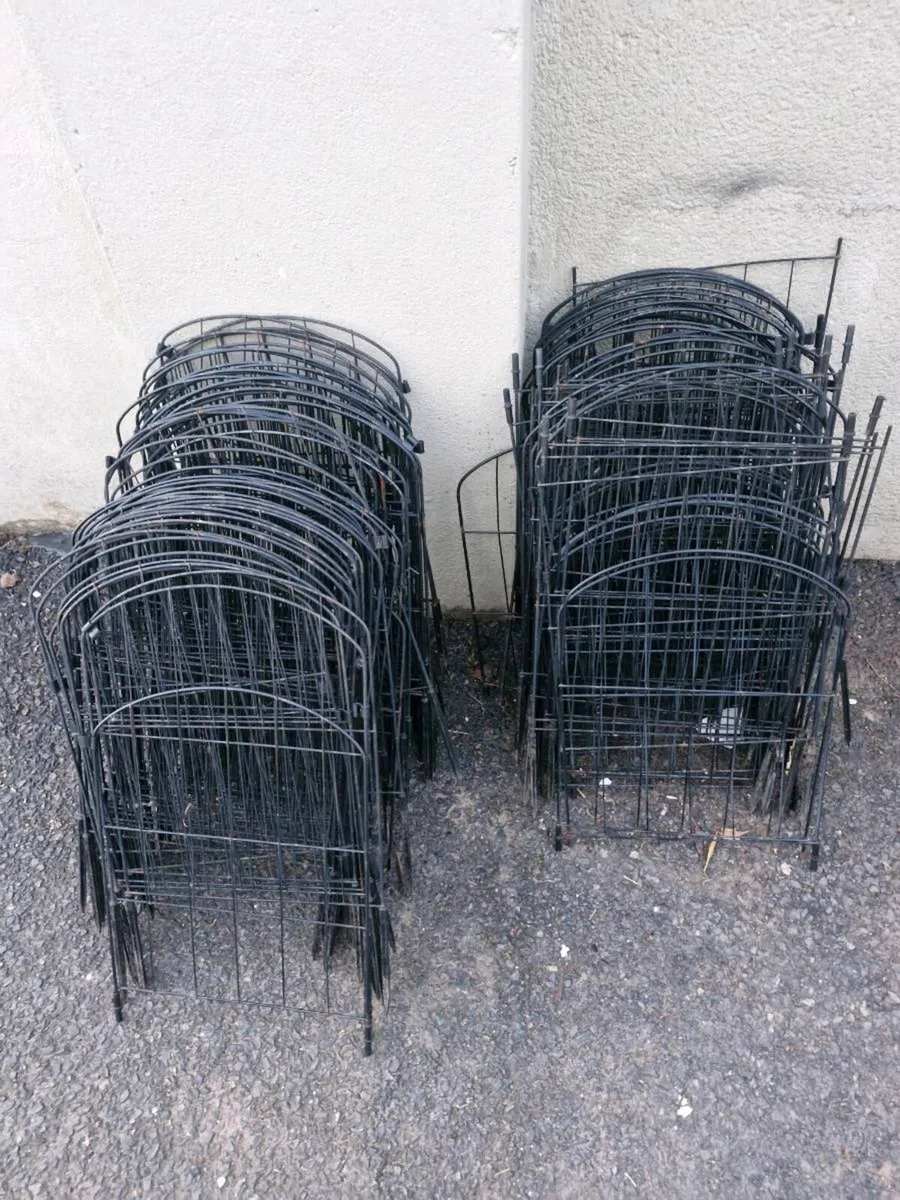 Garden flower bed fences - Image 1