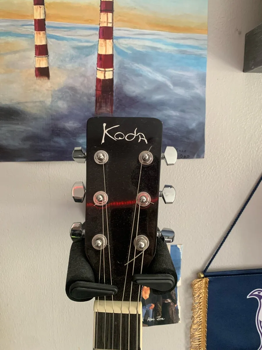 Acoustic Guitar - Image 3